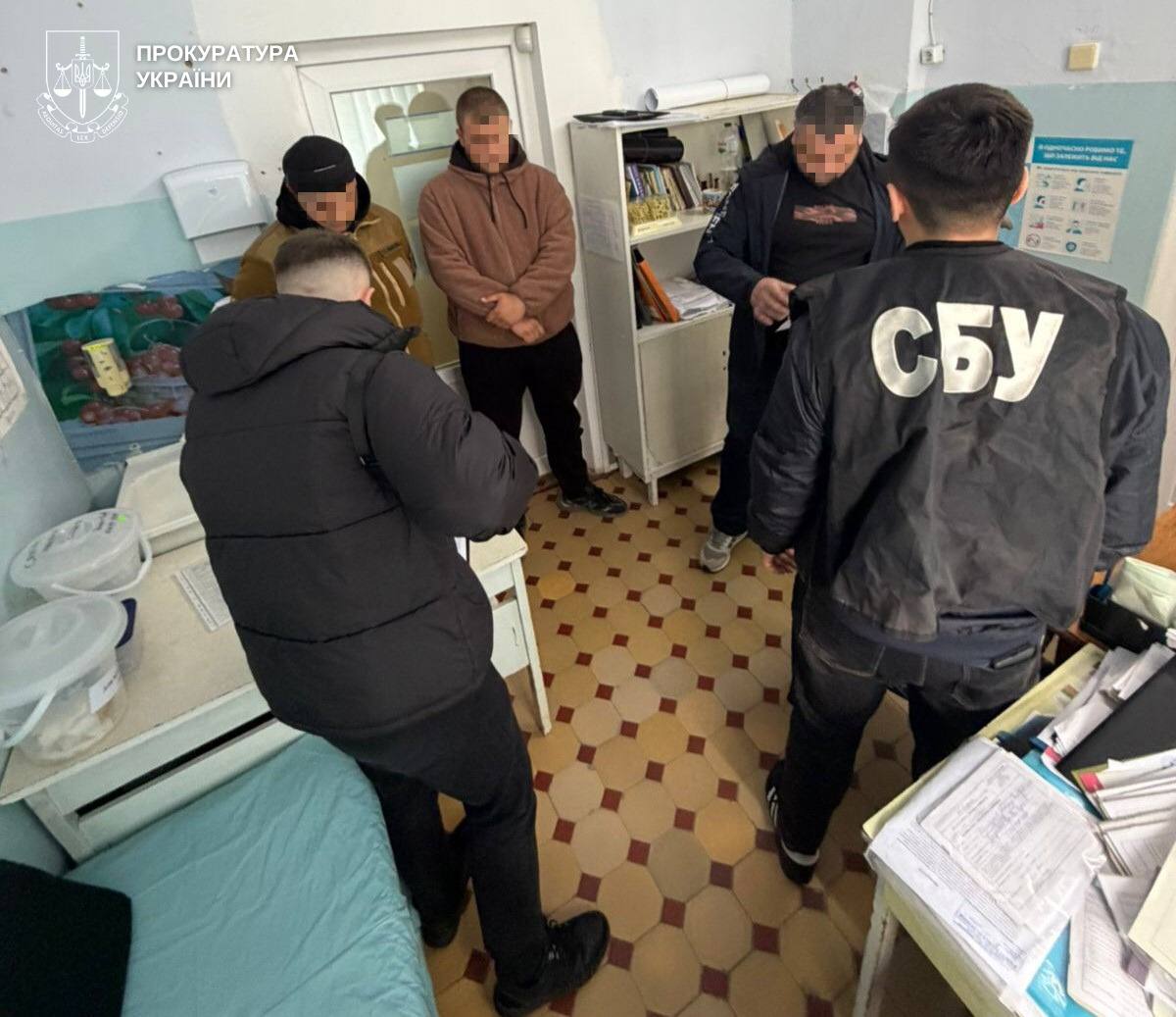 У Миколаєві медики нової експертної команди “продавали” фіктивну інвалідність за $11 000