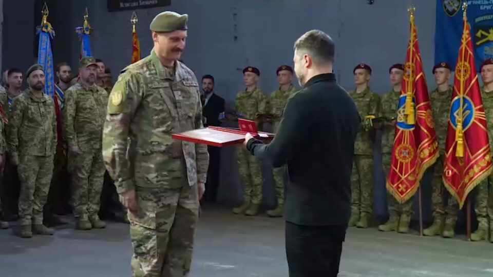 Володимир Зеленський привітав воїнів із Днем Сухопутних військ і відзначив захисників на Харківщині