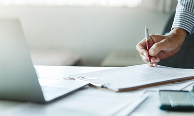 За якими кодами класифікації доходів бюджету сплачувати військовий збір