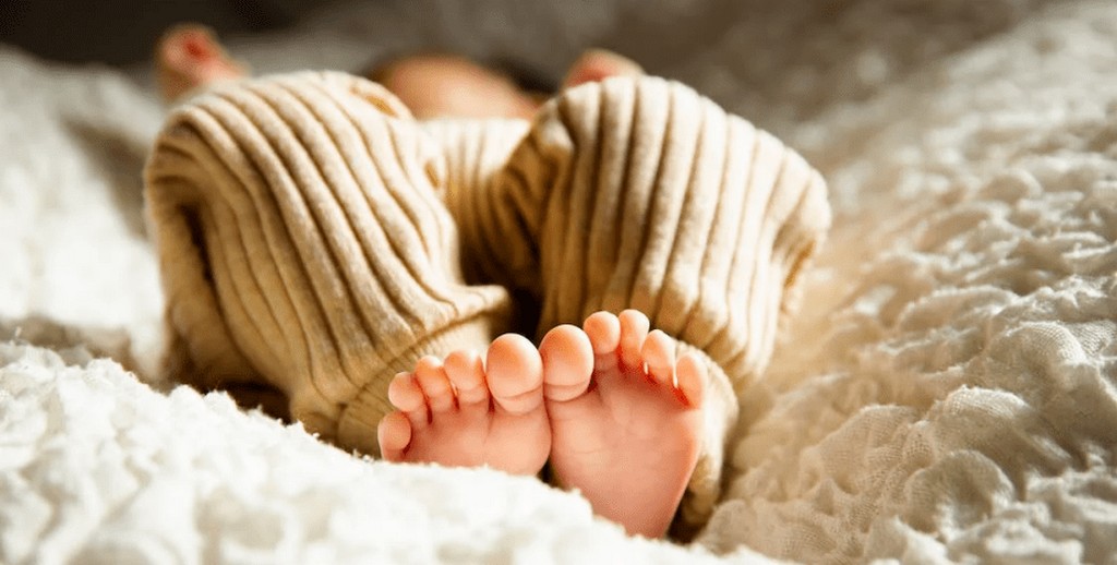 На Житомирщині жінка покусала 6-місячну дитину, щоб та не плакала