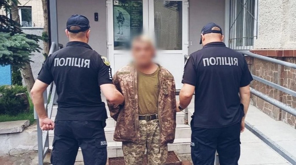 На Київщині затримано військового, який убив жінку і побратима, ще в одного стріляв двічі