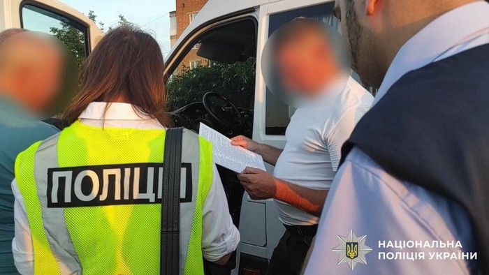 Судитимуть посадовця Укрзалізниці, обвинуваченого у вимаганні хабаря та привласненні коштів установи