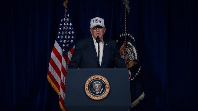 Трамп закликав іранців повалити режим аятол, а силовиків – капітулювати