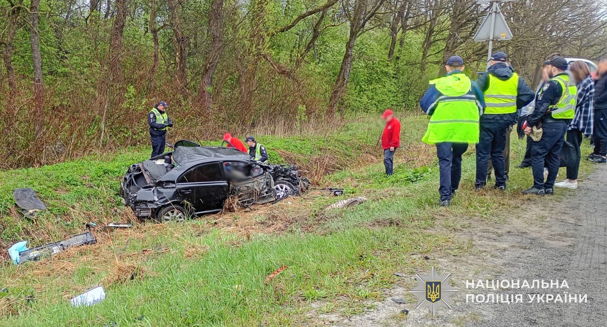 Один загиблий та одна травмована внаслідок ДТП на Львівщині (фото)
