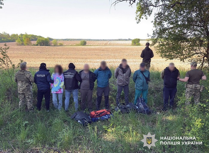 На Житомирщині викрито чергових організаторів схем нелегального виїзду ухилянтів з країни