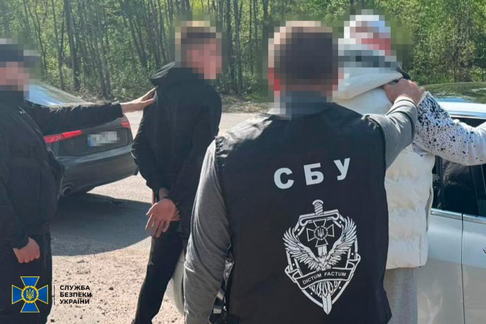 СБУ та Нацполіція викрили нові «ухилянтські схеми» і затримали 10 організаторів оборудок