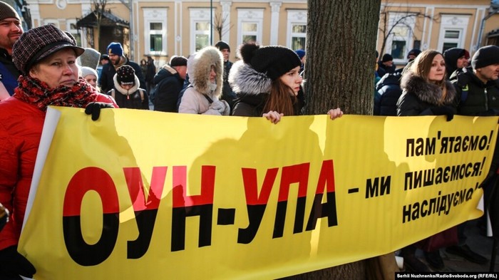 Неприязнь до України тижнями зростала в польському інтернеті. Половину гніву провокує одна з партій – дослідження
