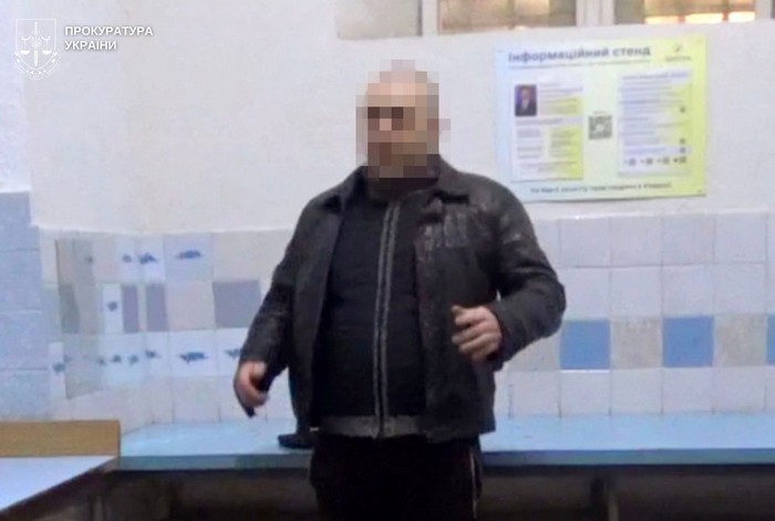 Ударом позбавив в’язня зору на одне око: судитимуть інспектора в’язниці