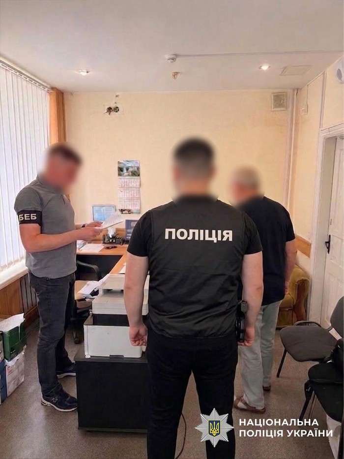 Збитки на ₴2,7 млн: поліцейські викрили директора держпідприємства на Полтавщині
