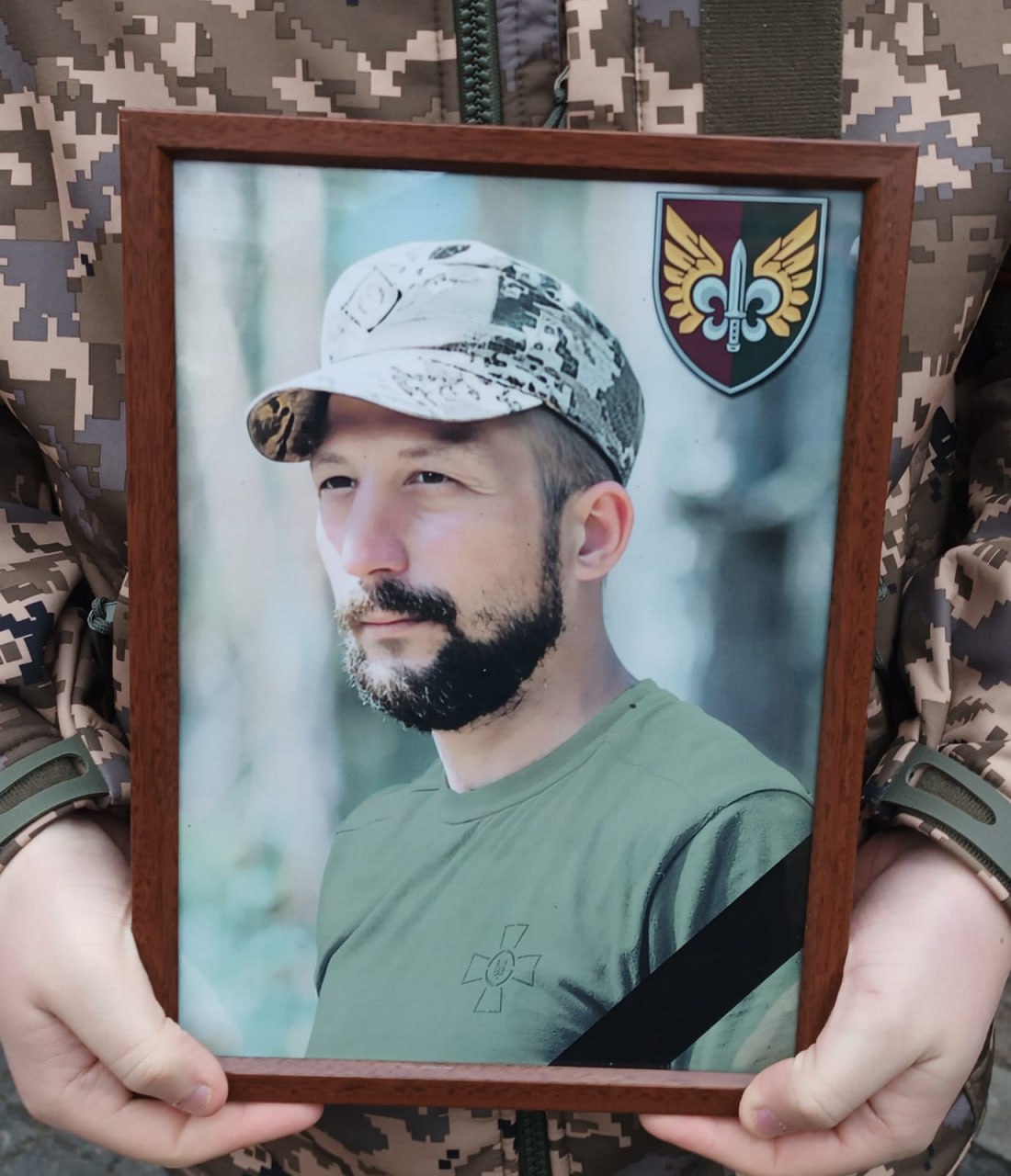 У Сумах попрощалися із захисником Анатолієм Стеценком