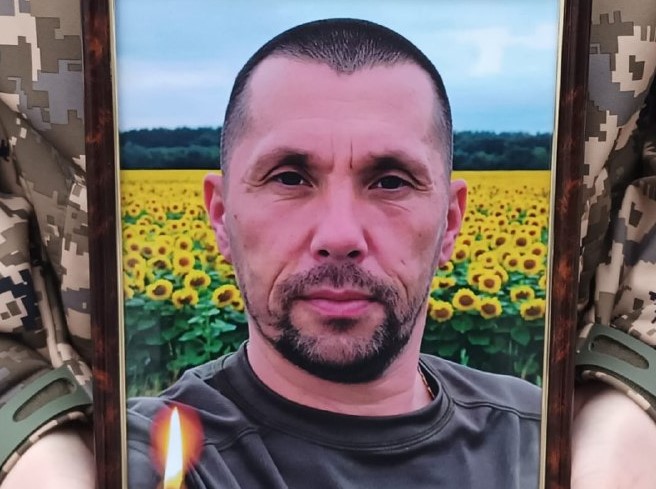 У Сумах попрощалися із захисником Романом Дубченком