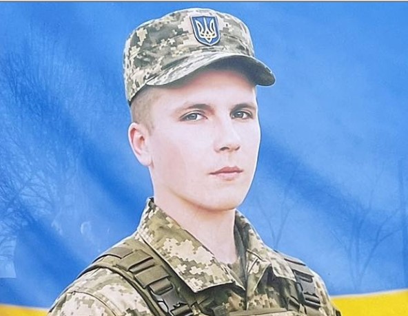 Кролевецька громада провела в останню путь захисника Романа Чепурного