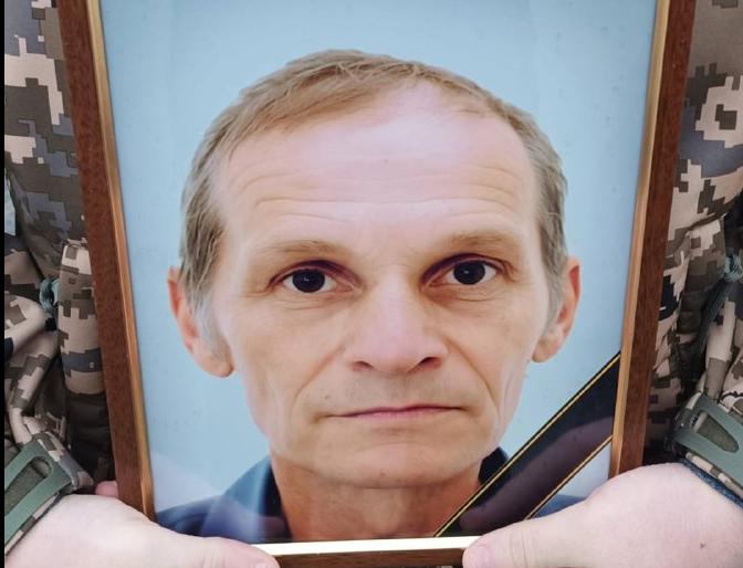 У Сумах попрощалися із захисником Сергієм Соломяніковим