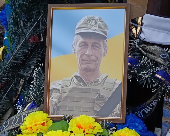 Буринська громада провела в останню путь солдата Сергія Притику