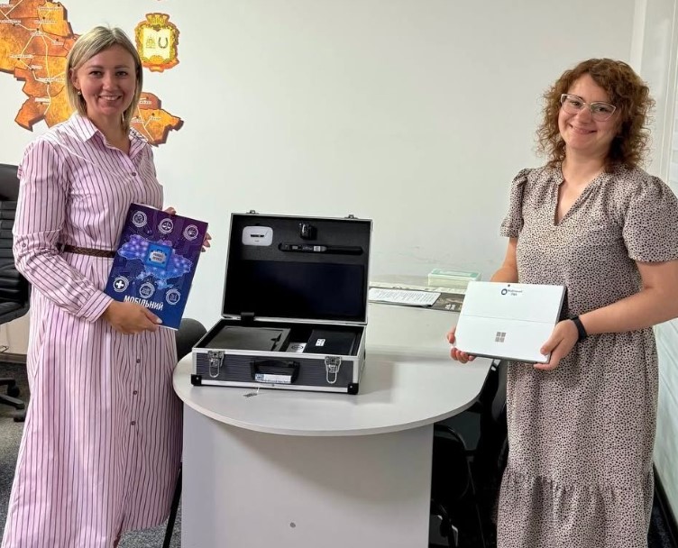 Попівська громада першою на Сумщині отримала сервіс «Мобільна валіза» для надання адмінпослуг