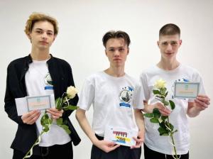 Троє випускників з Рівненщини склали НМТ на 200 балів