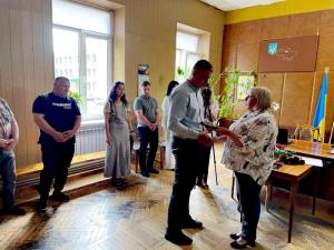 На Рівненщині вручили посмертні нагороди рідним загиблих воїнів