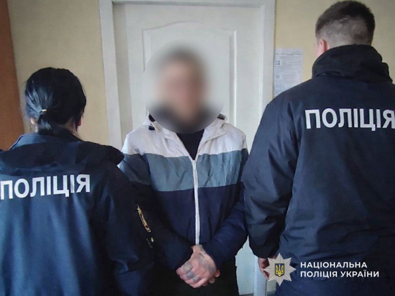 Вистрелив у жінку з револьверу і втік: у Дніпрі затримали місцевого жителя