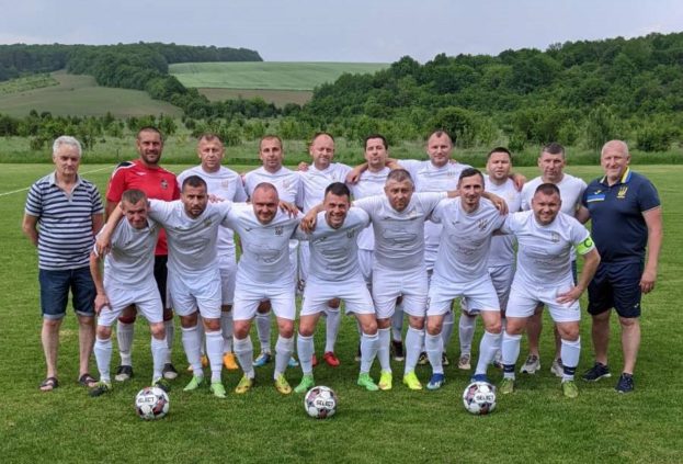 Ветеранський чемпіонат Тернопільщини: тон задають колишні футболісти тернопільської «Ниви»