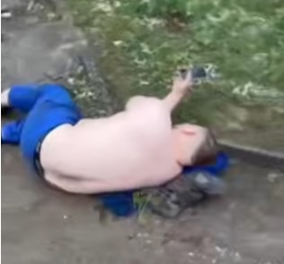 У ТЦК заявили, що це не їхні працівники зламали ногу тернополянину