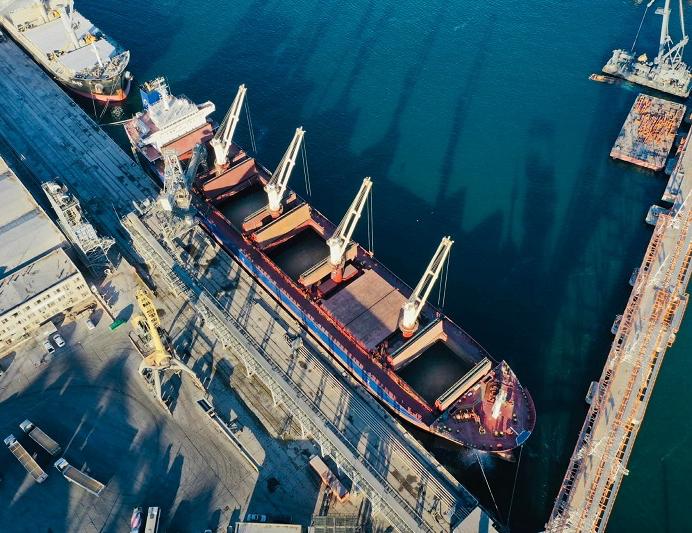Бізнес уродженця Тернопільщини повернувся до морського експорту: перша партія вже вирушила за кордон