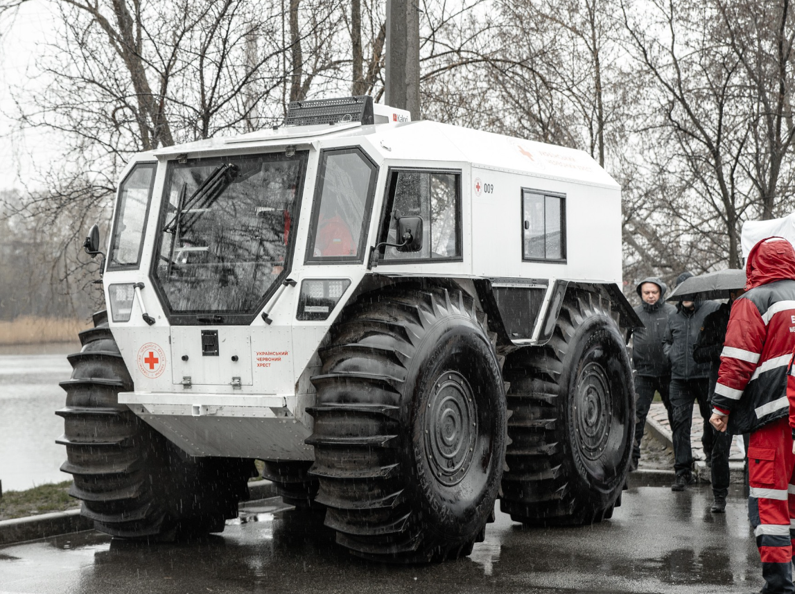 В Киеве показали, как тренировались противодействовать наводнениям (ФОТО)