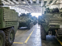 Канада відправила до Латвії півтори сотні одиниць військової техніки