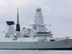 Британський корабель відбив ракетну атаку хуситів в Аденській затоці