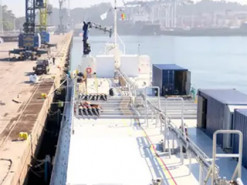 Інженери демонтують перший трансатлантичний кабель між США та Європою: що буде з інтернетом