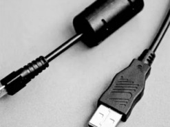 Ви робили це неправильно: експерти пояснили, чому USB-кабель ніколи не вставляється з першого разу