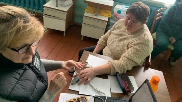 У трьох громадах Житомирщини в рамках роботи мобільних медичних команд пацієнтів доставлятимуть до медзакладів
