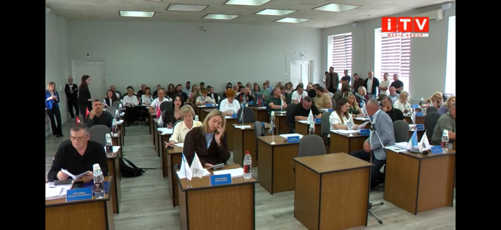 Тепер буде 5 заступників: як пройшла сесія міської ради у Рівному? (ВІДЕО)