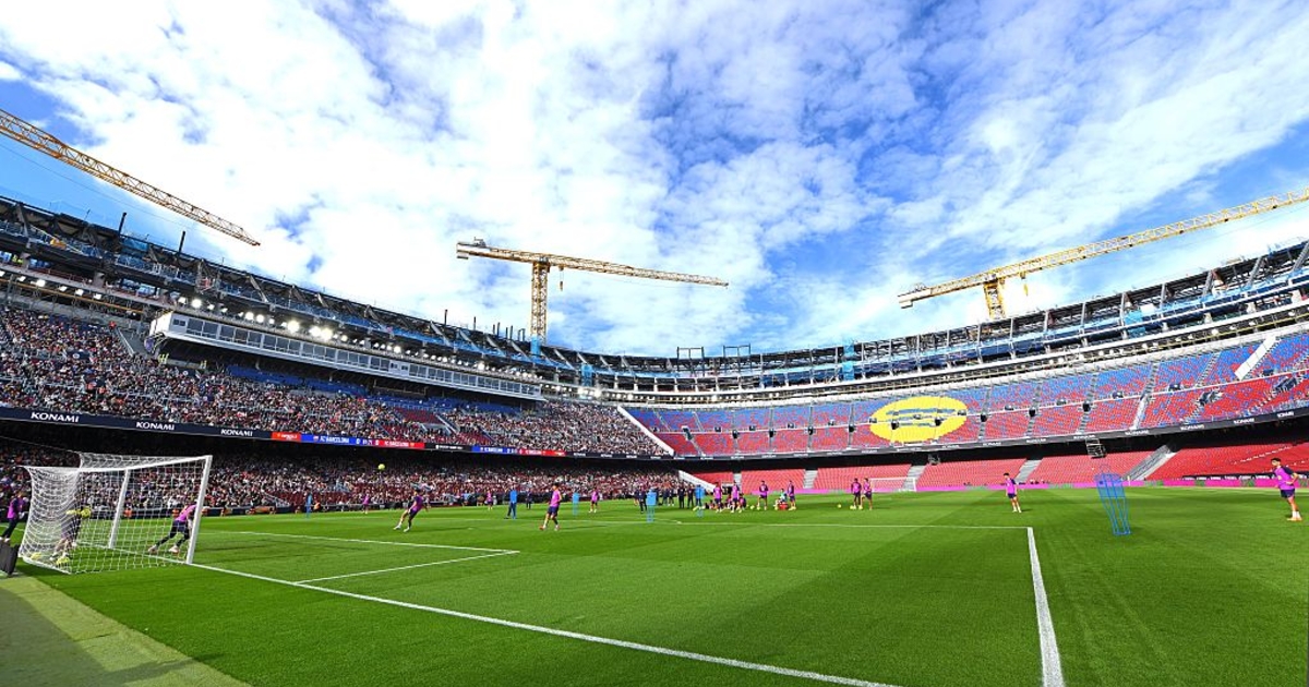 Барселоне разрешили провести матч Лиги чемпионов на обновленном Камп Ноу