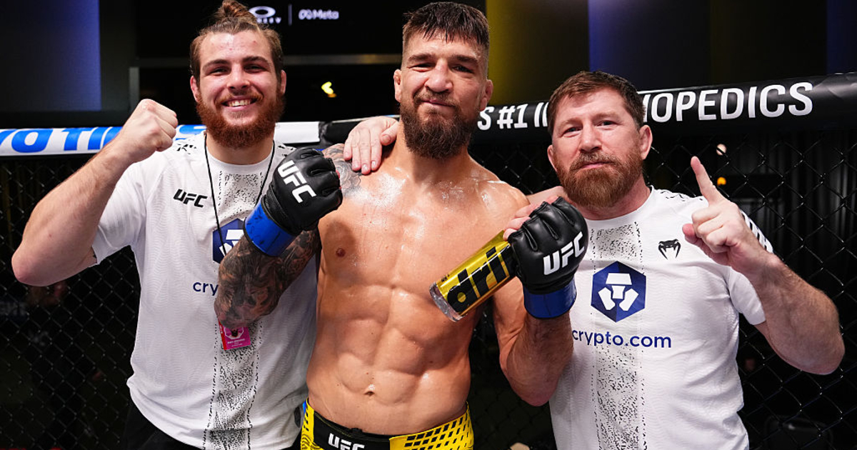 Амосов рассказал, когда собирается провести следующий бой