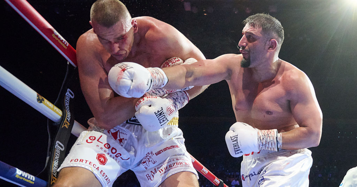 Кабайел одержал быструю досрочную победу над Кныбой