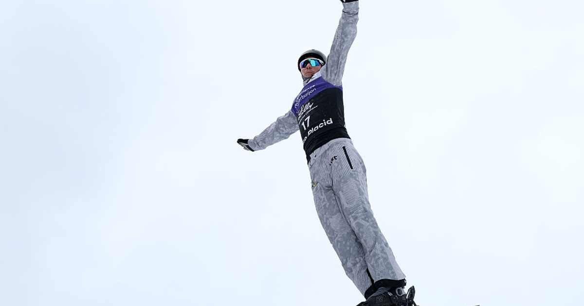 Украинец Гаврюк завоевал "серебро" на этапе Кубка мира по лыжной акробатике