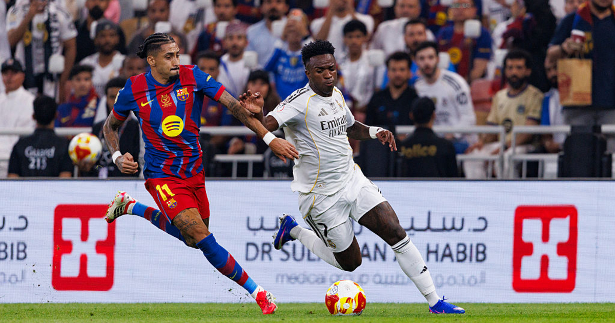 Голевой фестиваль в видеообзоре Эль Класико Барселона - Реал