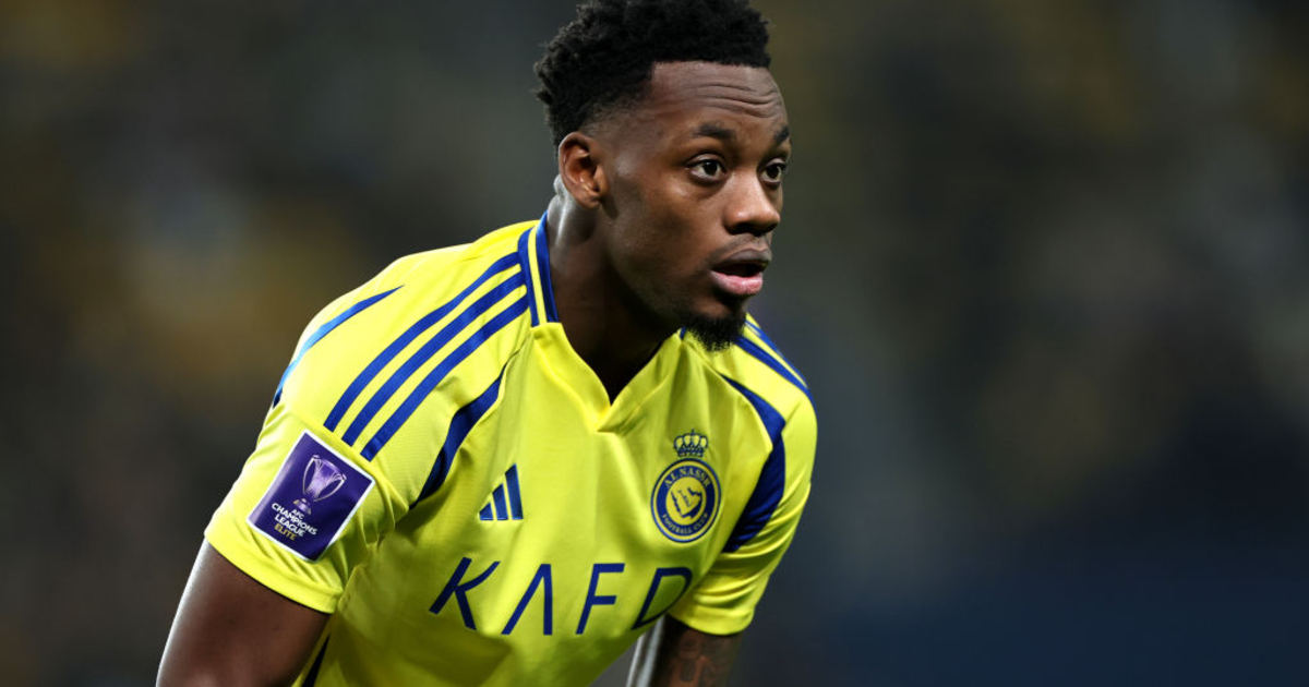 Талантливый форвард решил продолжить карьеру на болотах