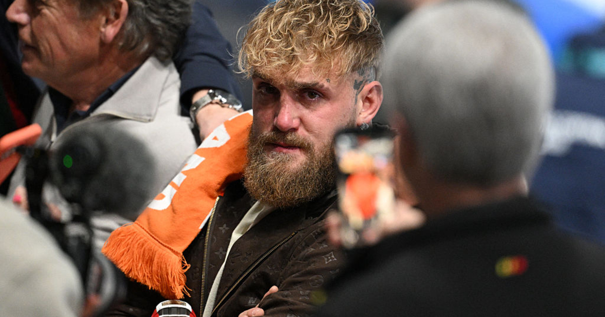 Джейк Пол расплакался после того, как его девушка установила Олимпийский рекорд