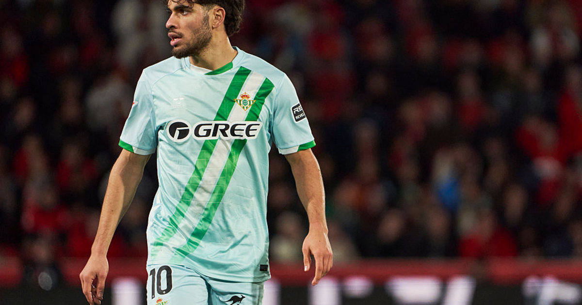 Наполи нацелился на марокканского вингера