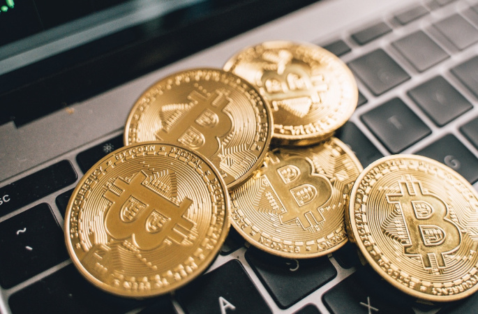 BitMine потеряла $3,8 млрд из-за падения Ethereum, Societe Generale интегрировал свой стейблкоин в MetaMask: что нового