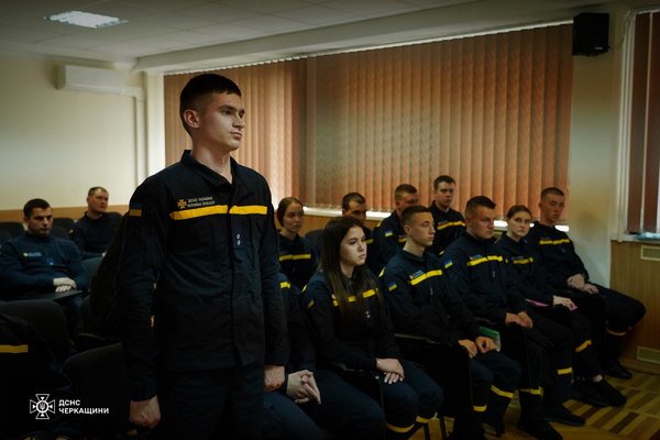 Черкаський гарнізон ДСНС поповнили 18 лейтенантів
