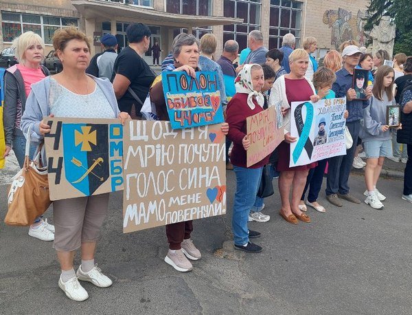 У Тальному відбулась мирна акція “Не мовчи! Полон вбиває!”