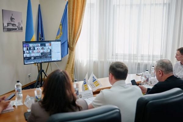 Діалог влади і бізнесу: в ОВА відбулася чергова зустріч