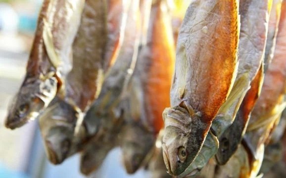 У Черкасах жінка захворіла на ботулізм, споживаши в’ялену рибу