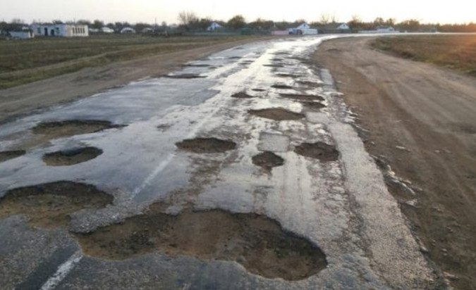 Гроші в асфальт: в області не вистачає коштів на ремонти доріг