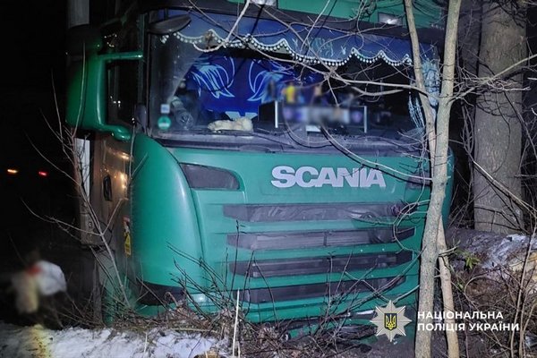 На Уманщині сталася ДТП за участі двох вантажівок