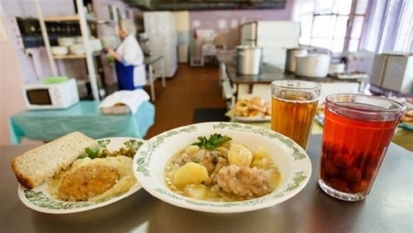 В Україні розширюють програму безкоштовного шкільного харчування