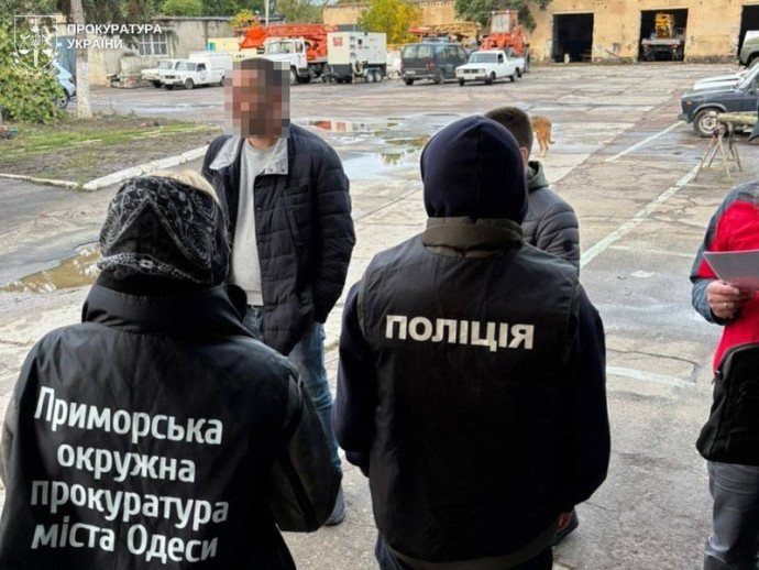 Генераторна справа: восьмом посадовцям Одеської міськради повідомили про підозру у розтраті