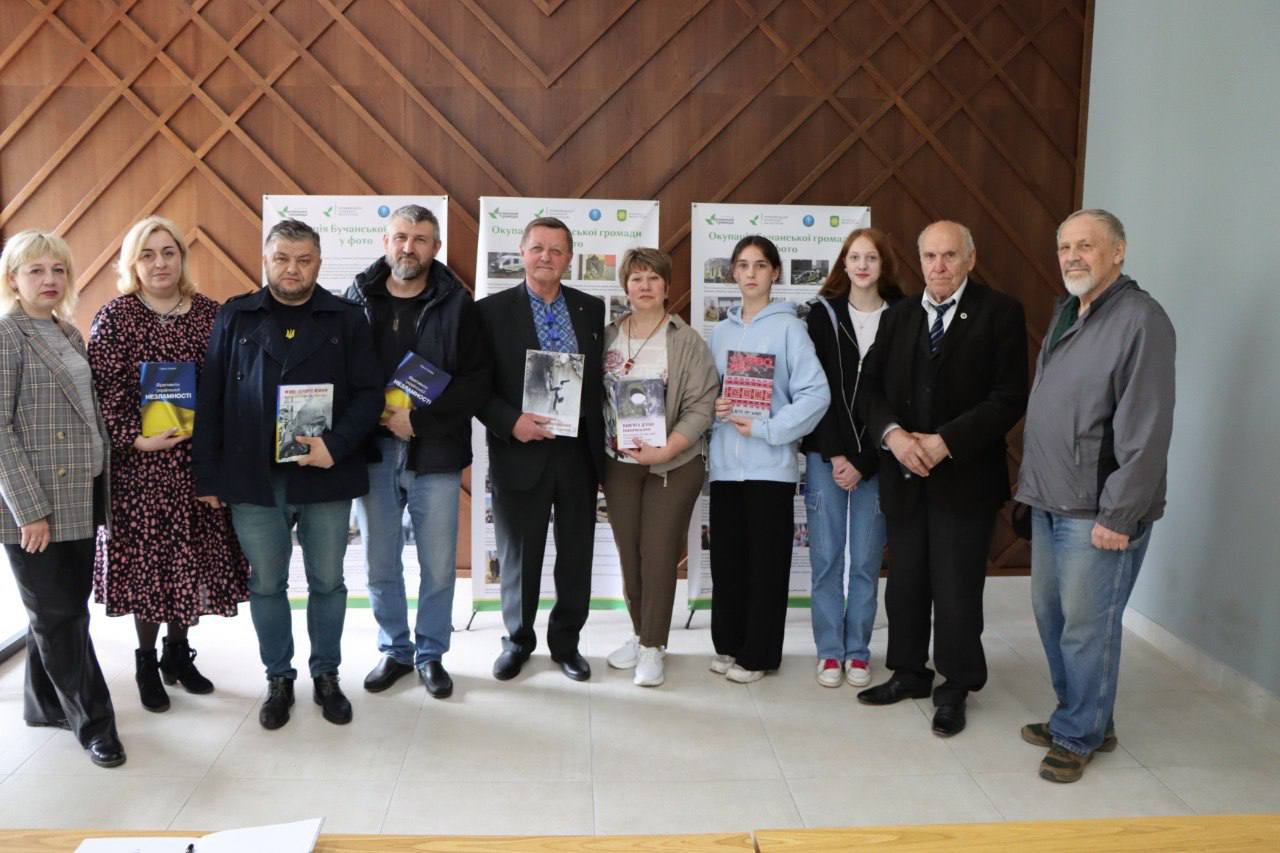 У Бучі відбулася зустріч з авторами книг про російсько-українську війну (ФОТО)